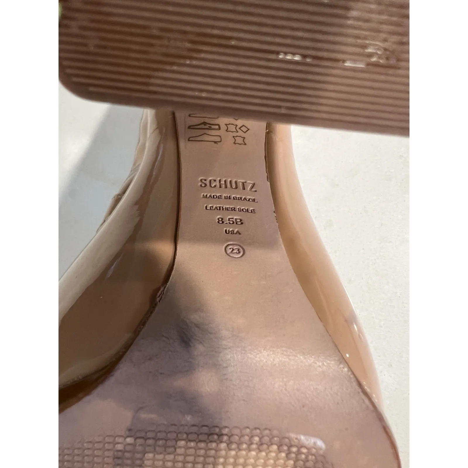 Schutz Womens Zayne Tan Patent Leather Platform Mary Jane Pumps size 8.5 B - Image 10