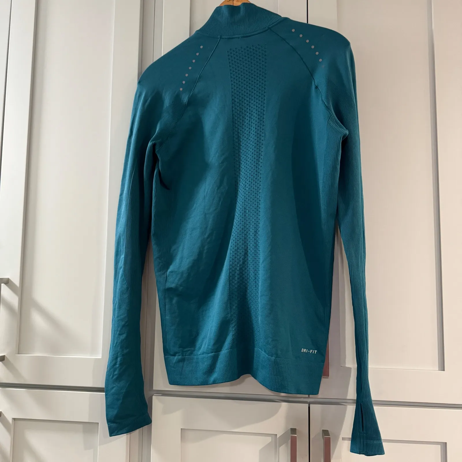 Nike Dri Fit Teal Zip Up Athletic Running Jacket Women's Medium Thumbholes - Image 2