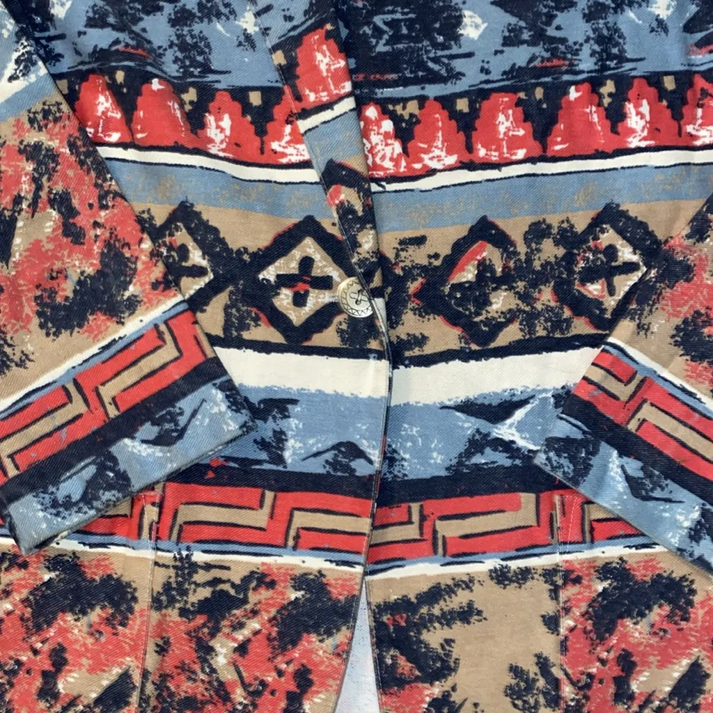 Vintage Northern Style Jacket one button size medium - Image 2