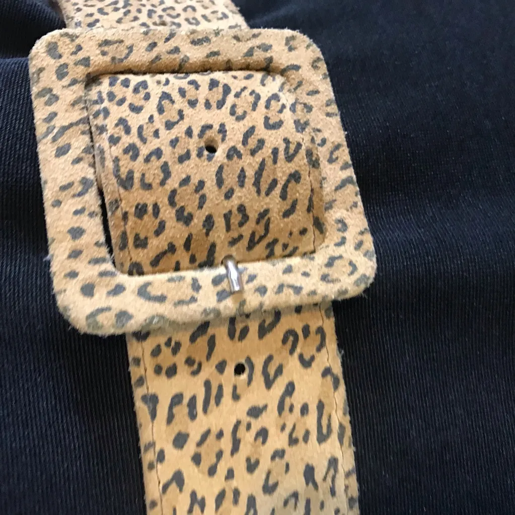 VINTAGE 1980'S ACCESSORIES BY PEARL TAN & BLACK ANIMAL PRINT LEATHER BELT (M) - Image 6