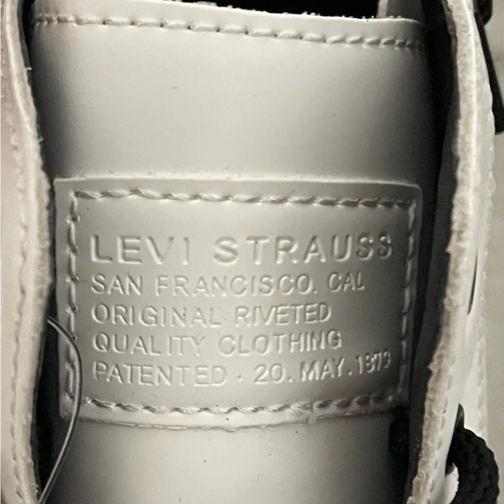 Levi strauss & co Girl Vegan Leather Platform Boot Size 5.5. New w/out box - Image 8