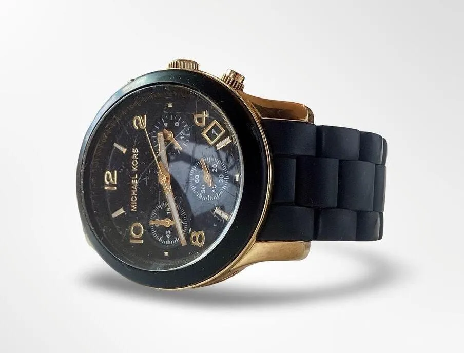 Michael Kors Runway Black/Gold Watch - Image 4