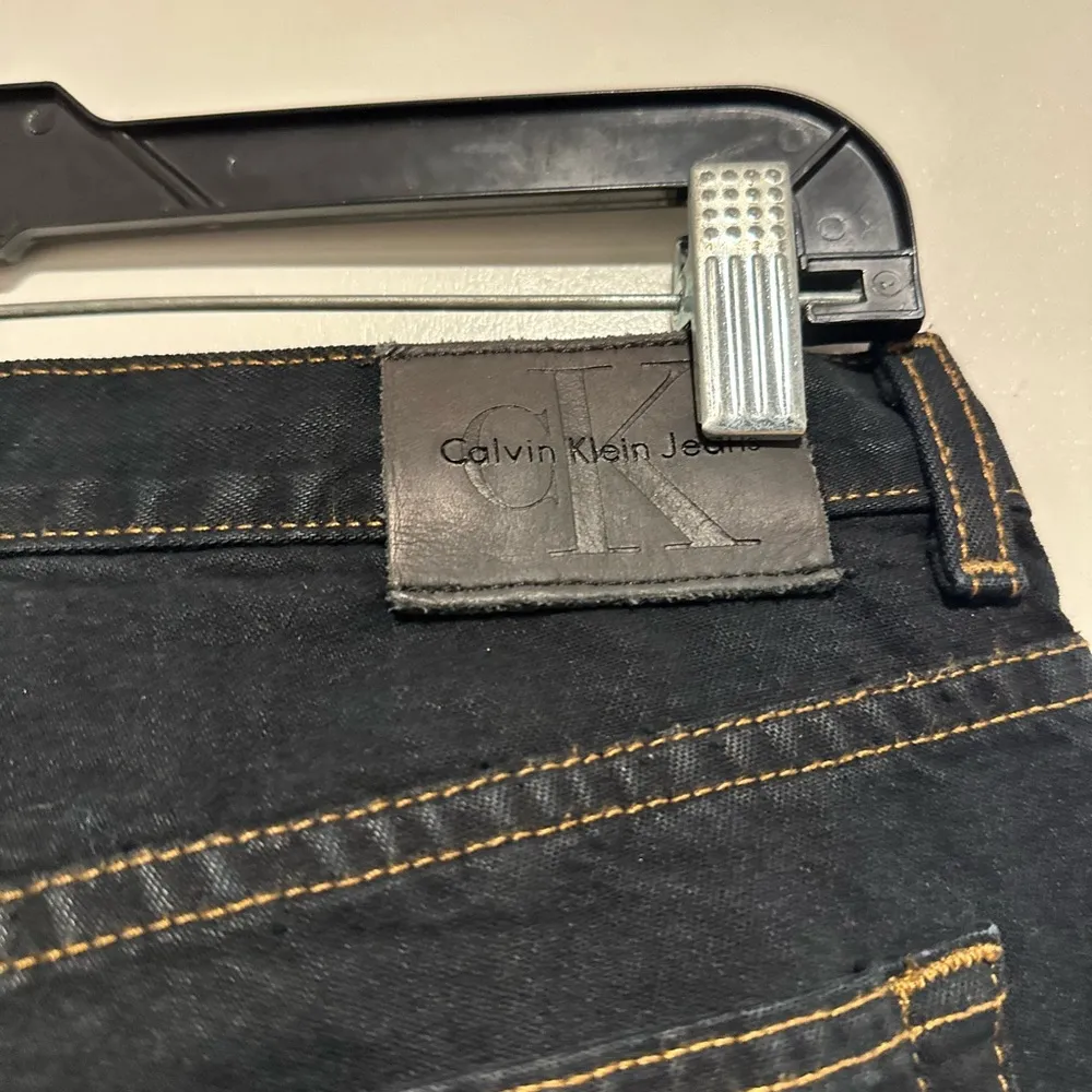NWOT Calvin Klein Y2k Jeans Sz:4 Easy Fit High Rise Mom Black Denim Straight Leg - Image 16