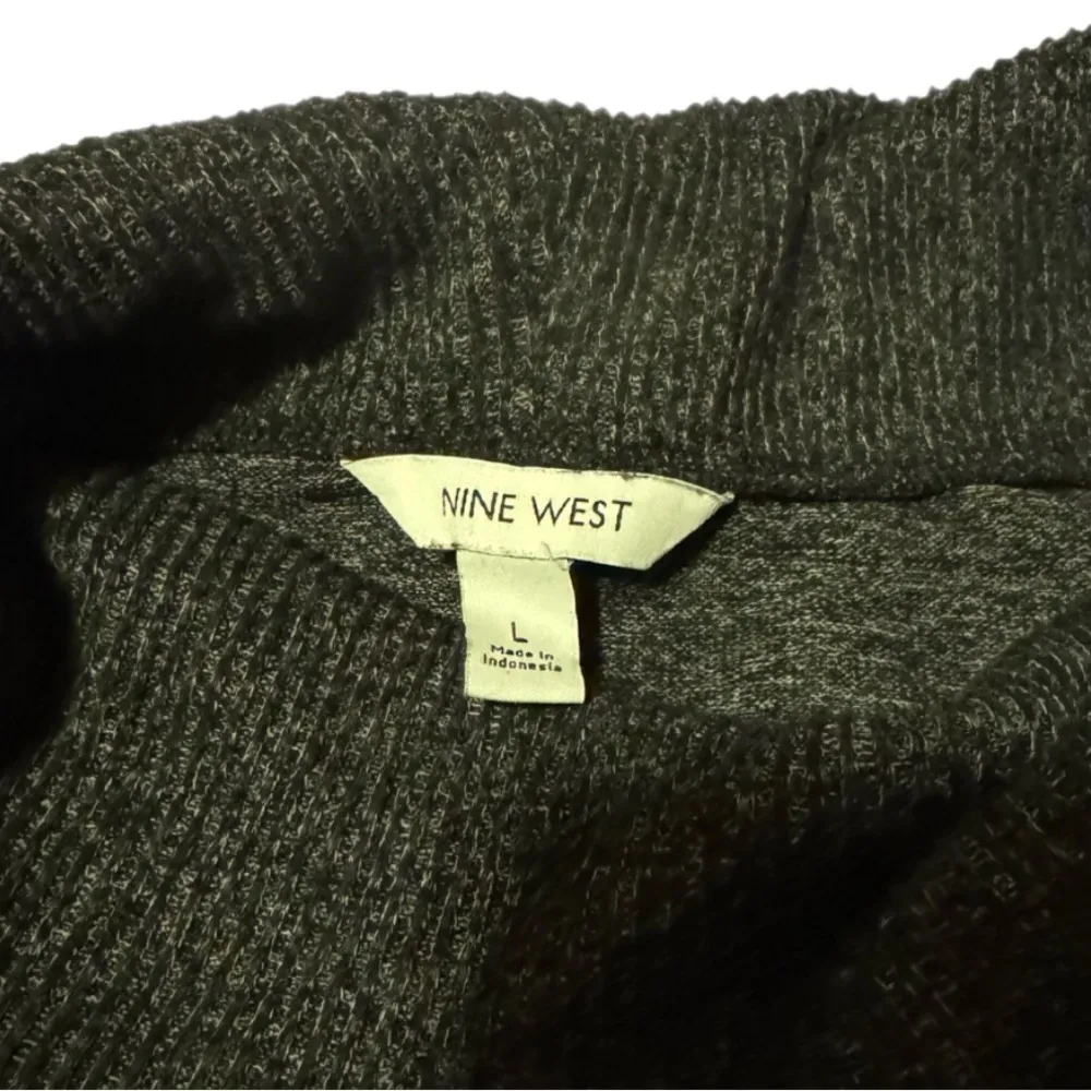 Nine West Cowl Neck Sweater. Large. Gray Black - Image 4