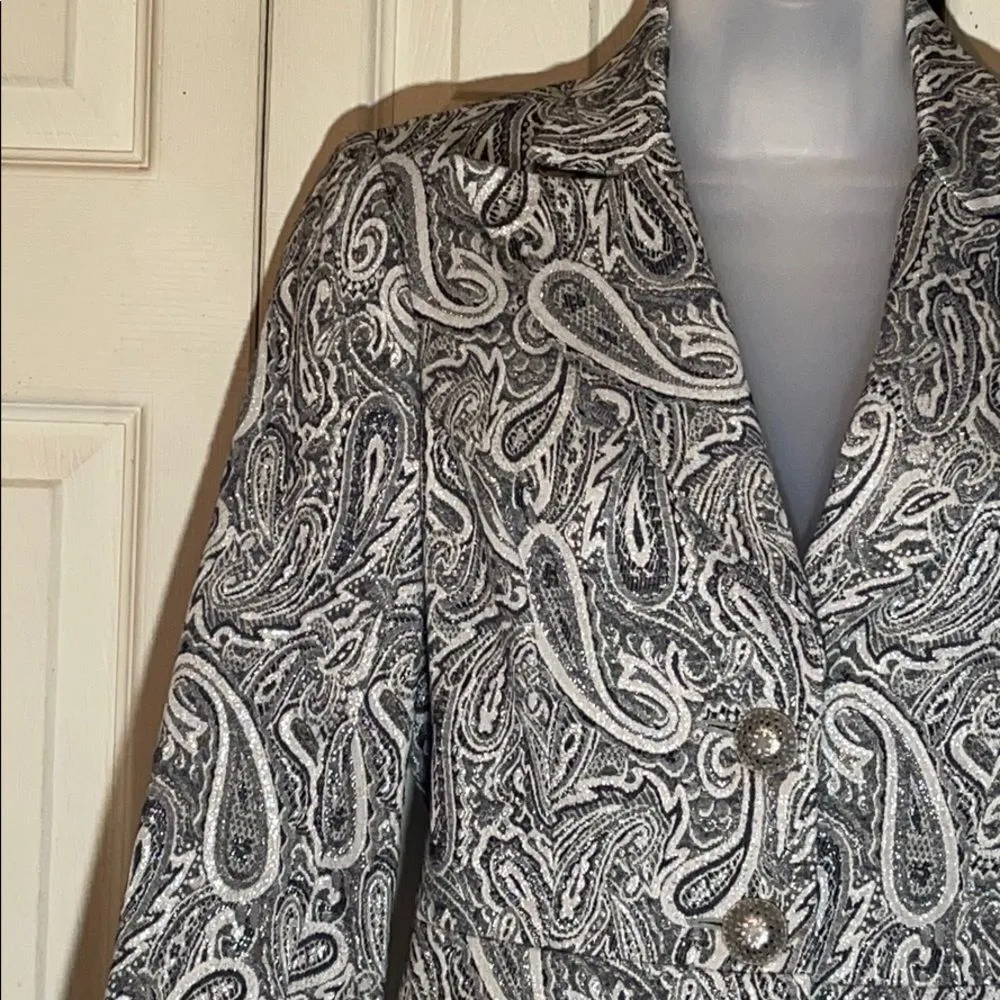 Trina Turk Metallic Silver Single Breasted Crop Blazer 4 - Image 4