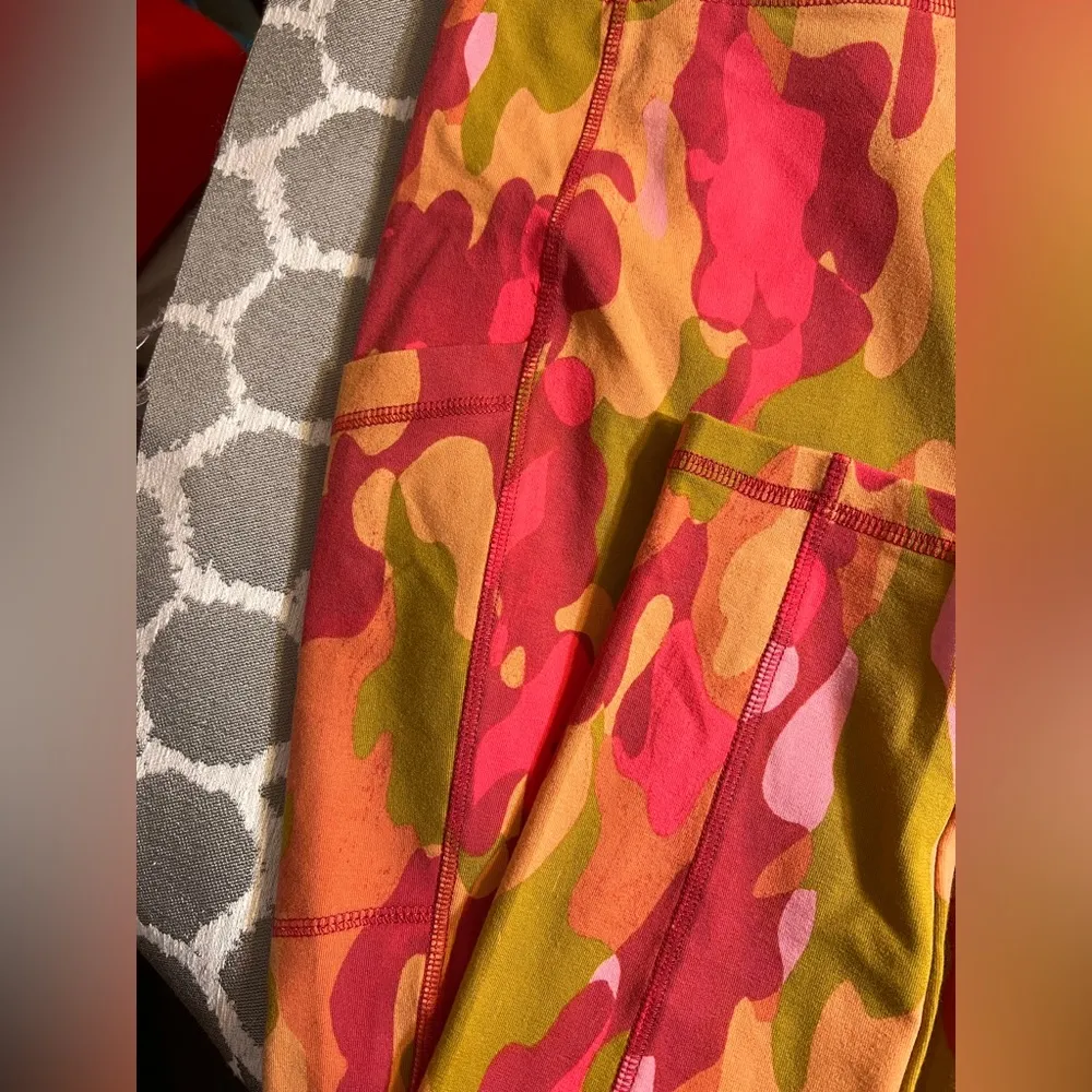 LOGO by Lori Goldstein Colorful Camouflage Women's Leggings cotton and spandex - Image 7