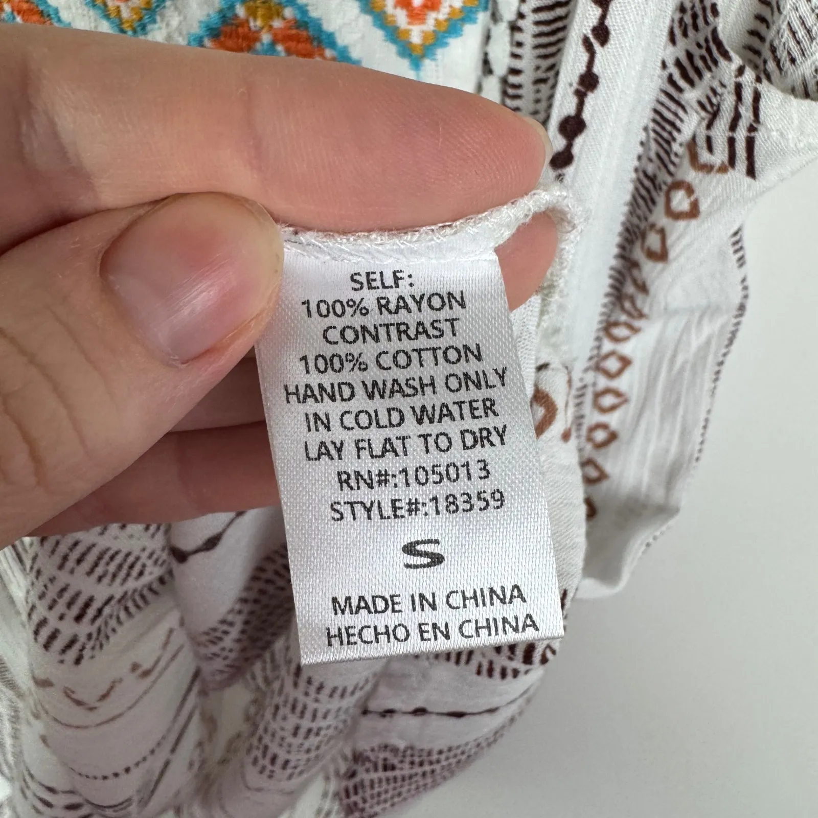 Savanna Jane‎ Embroidered Aztec Blouse Small Peasant Boho Chic Lightweight Flowy White - Image 6