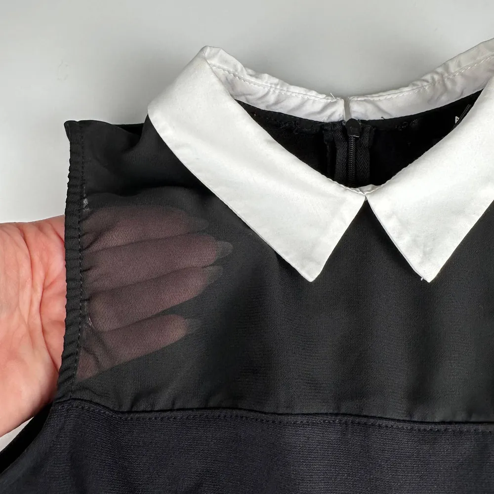 AQUA Black with white collar Skater dress  Size M Wednesday Addams dress EUC - Image 4