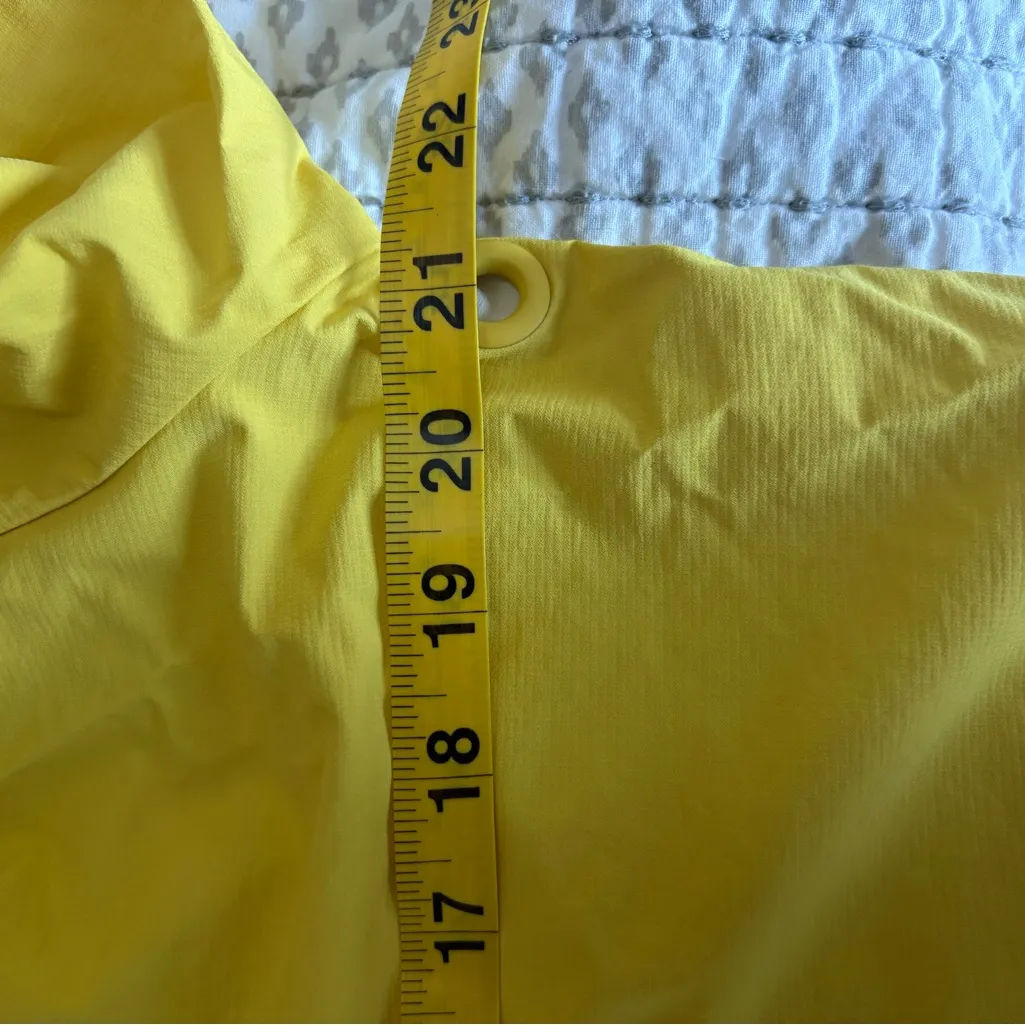 Hunter  Target Collab Bright Yellow Raincoat Size Medium EUC - Image 4