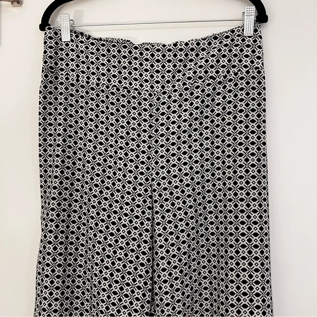 Bar III  Monochrome Geometric Pants - Image 3