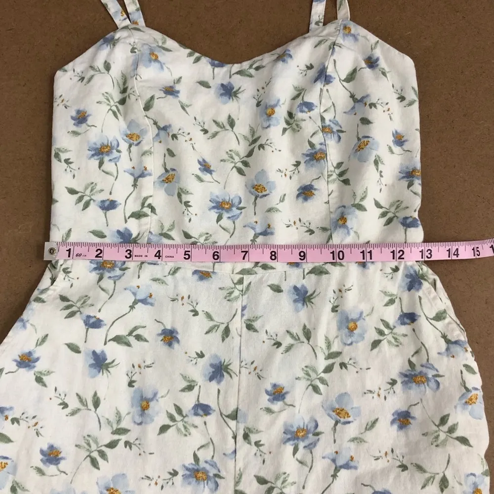 Old Navy Linen Blend Blue Flower Jumpsuit - Image 12