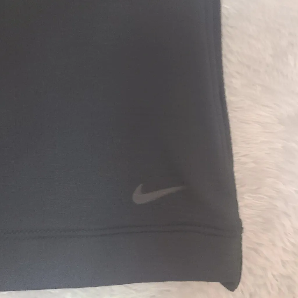 New With‎ Tag Nike Golf Black Solid Plain Nike  Polo Shirt Women's M - Image 2