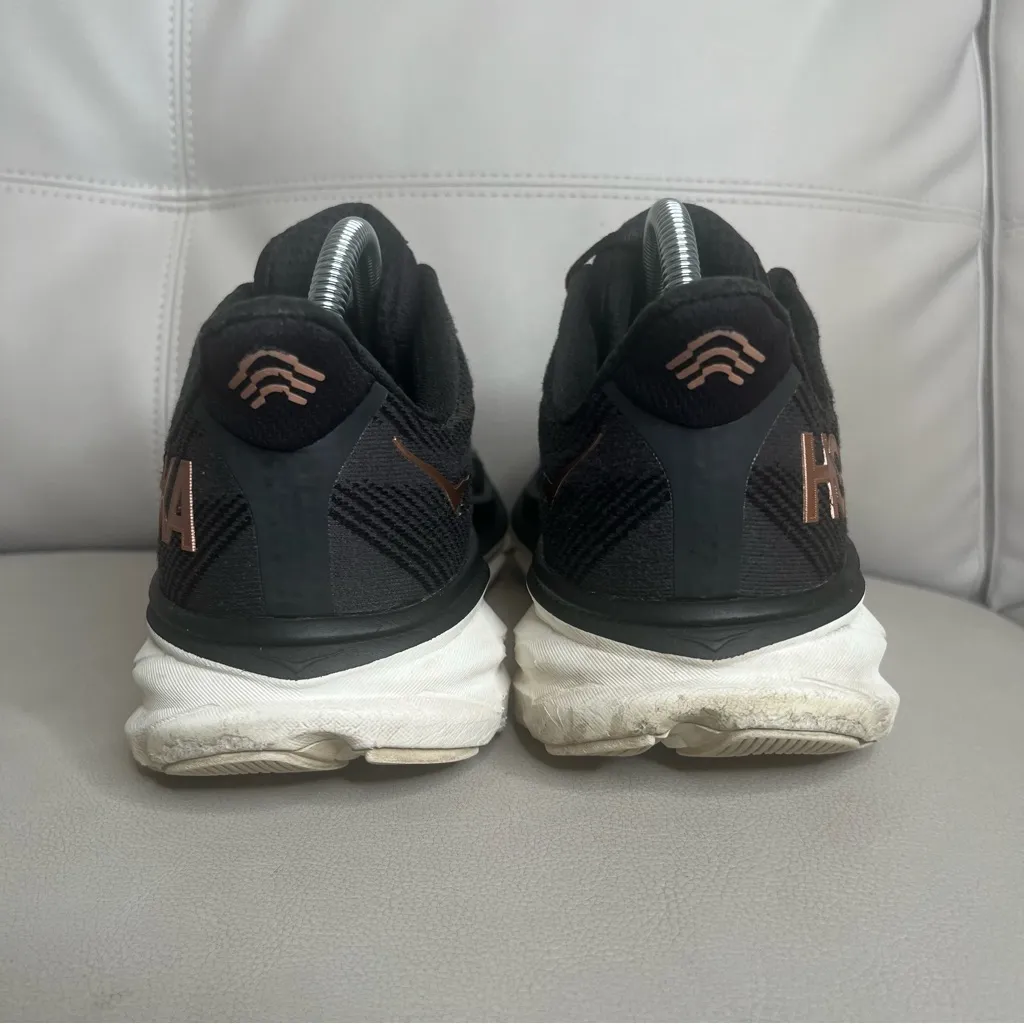 Hoka Clifton 9 Black Rose Athletic Running Shoes Sneakers Women’s Size 9.5D - Image 3