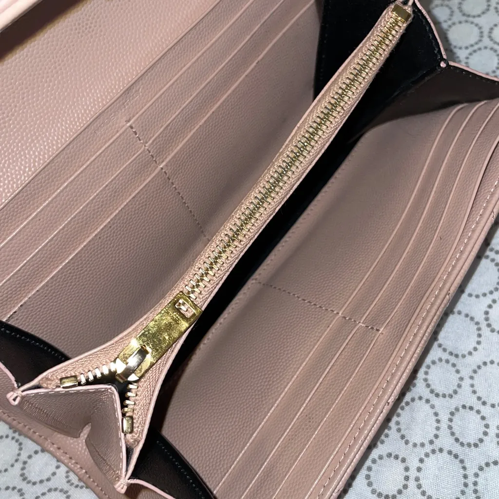 Yves Saint Laurent Blush Pink Leather Wallet - Image 11