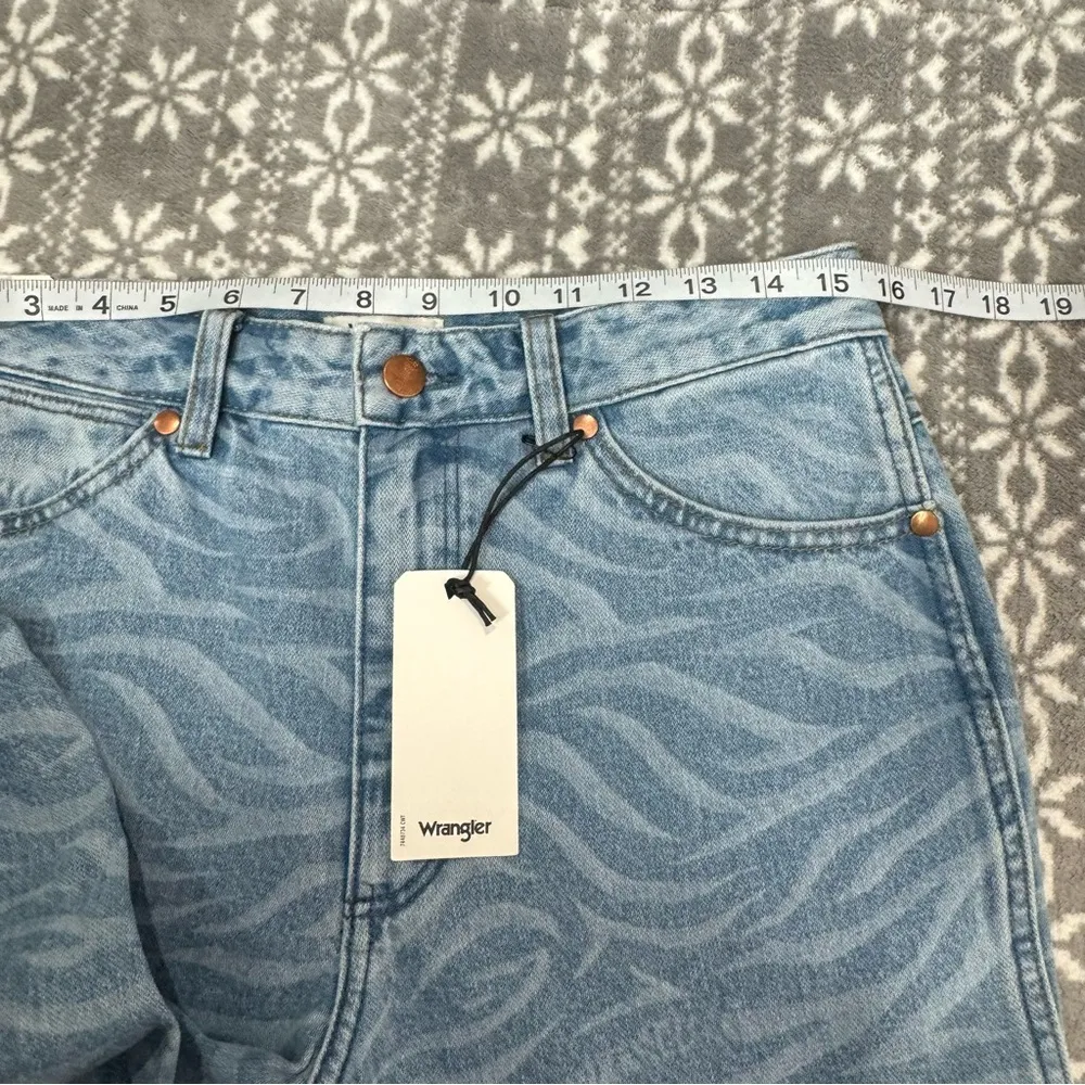 NWT Wrangler Wanderer 622 High Rise Flare Jeans Limited Edition Wild Thing 29x32 - Image 10