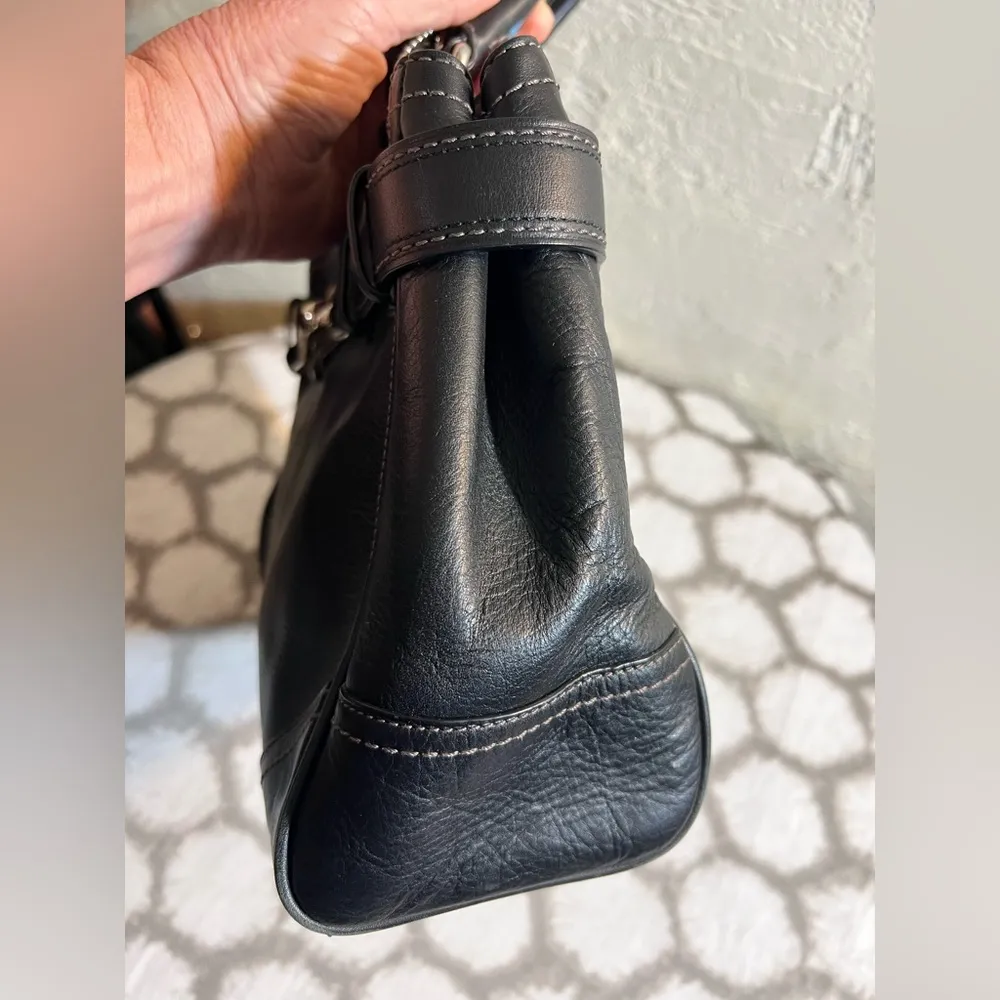 COACH Chic Black Leather Handbag, newer bag, gently used, great condition - Image 6