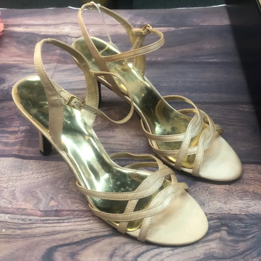 Jacqueline Ferrar sz 8 shoes - Image 2