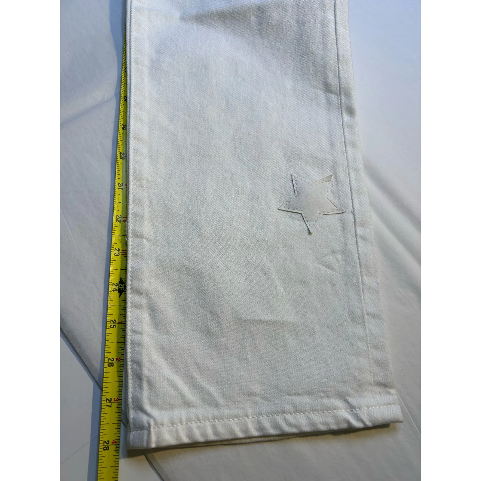 Juicy Couture Venice Stars Straight Leg Jeans White Size 26 NWOT - Image 9