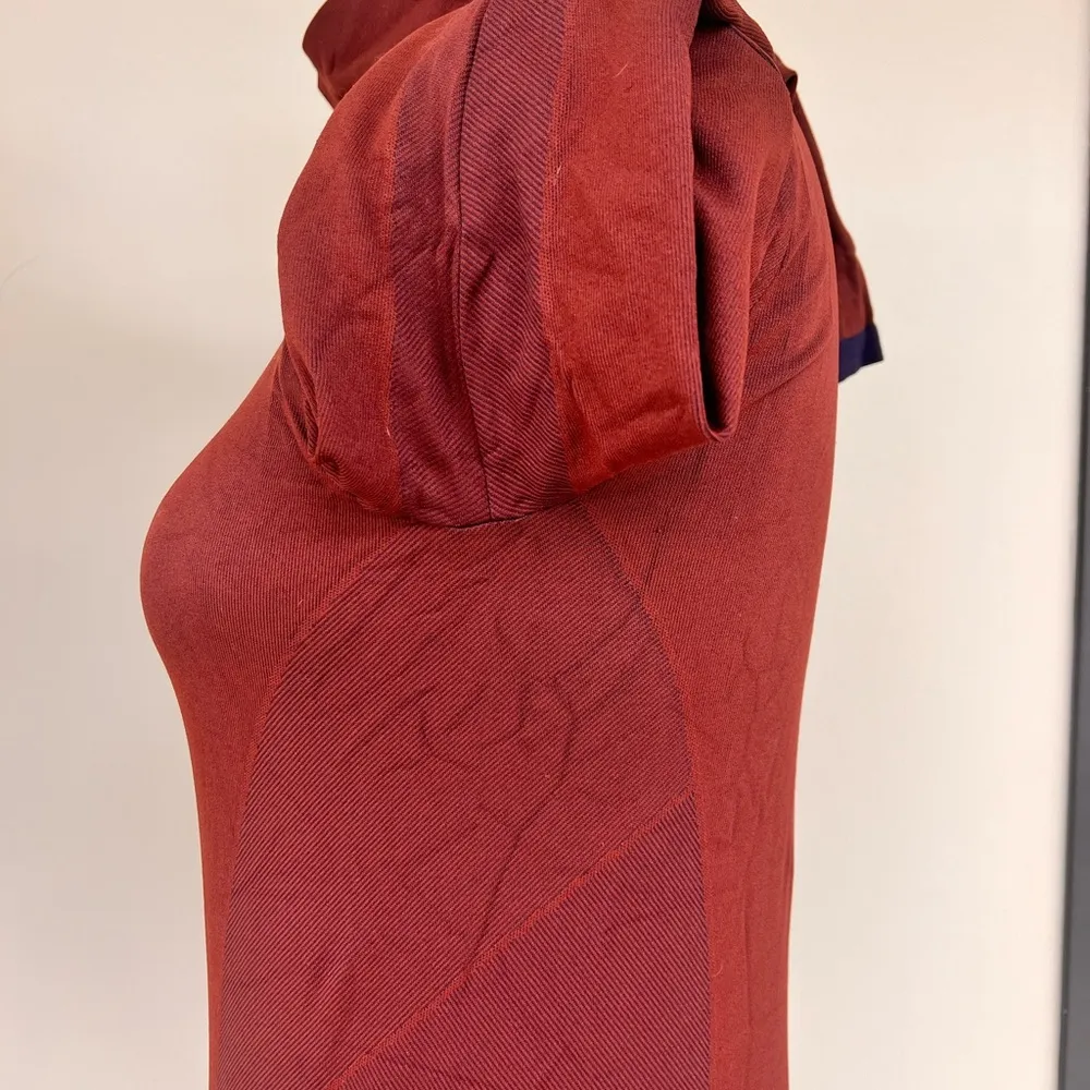 Gaiam Women's Trinity Seamless Windsor Wine Turtleneck XL - Image 6