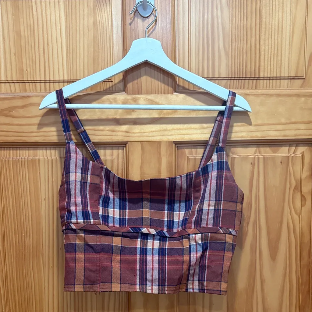 Urban Outfitter Size Large Deep Red/Orange and Navy Blue Plaid Tank Top - Image 3