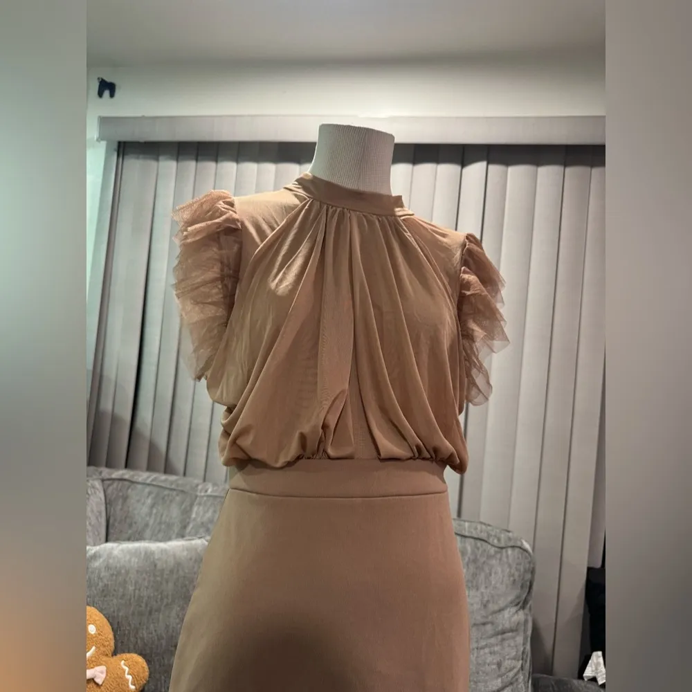 🌸AMTIOUS tan mesh top dress Size M - Image 6