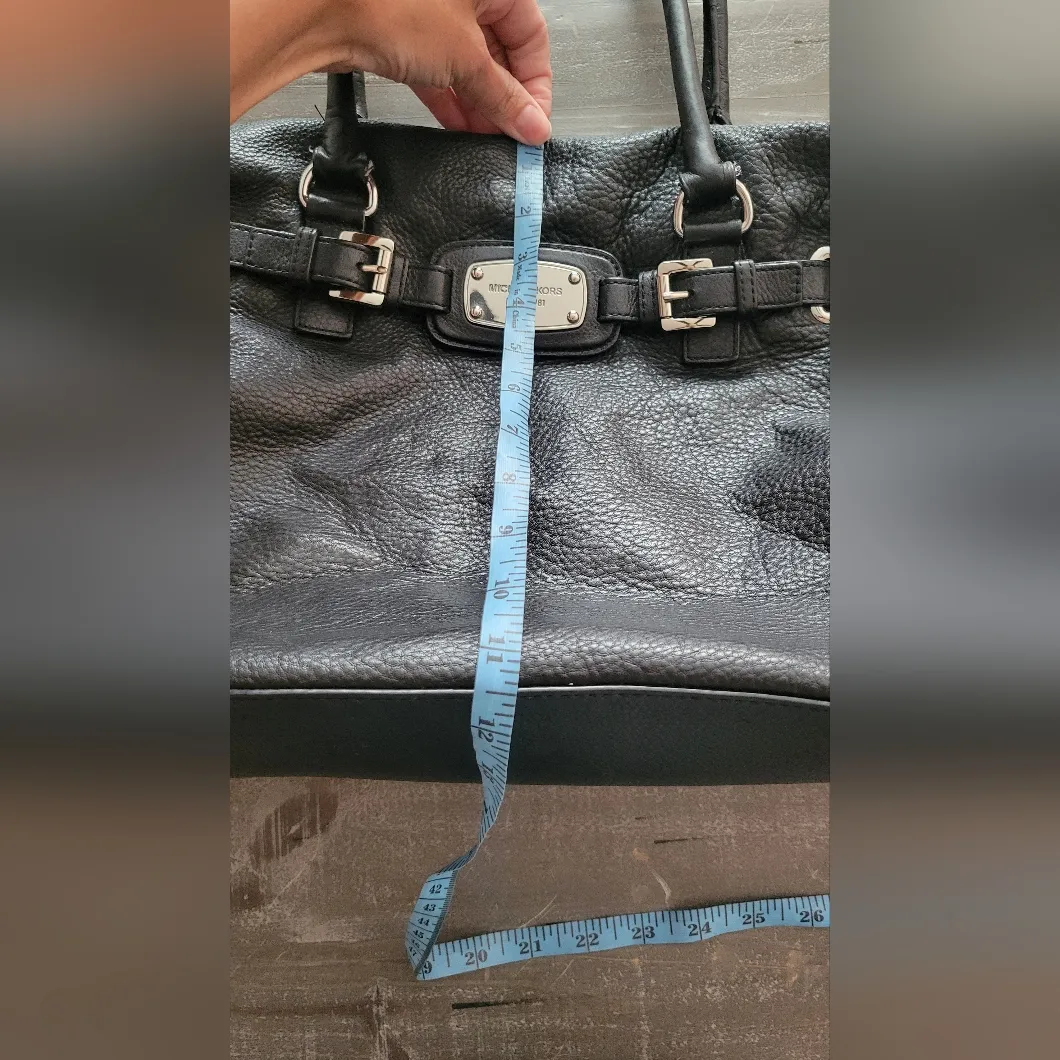 Michael Kors OverNight Tote - Image 4