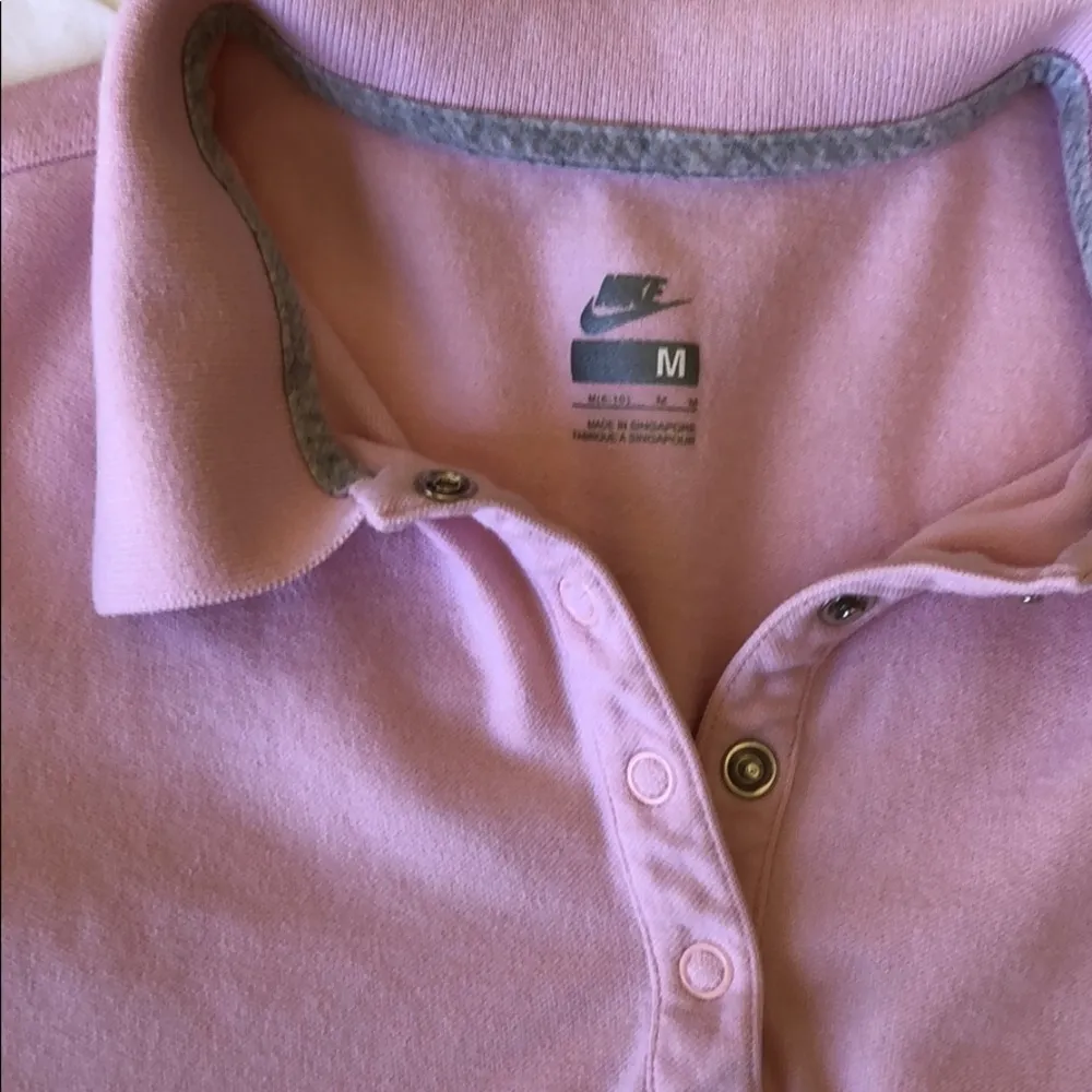 Ladies Nike Pink Polo Shirt Medium WOW!! - Image 3