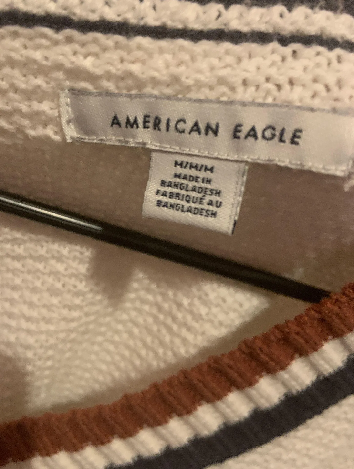 American Eagle Outfitters Sweater - Image 3