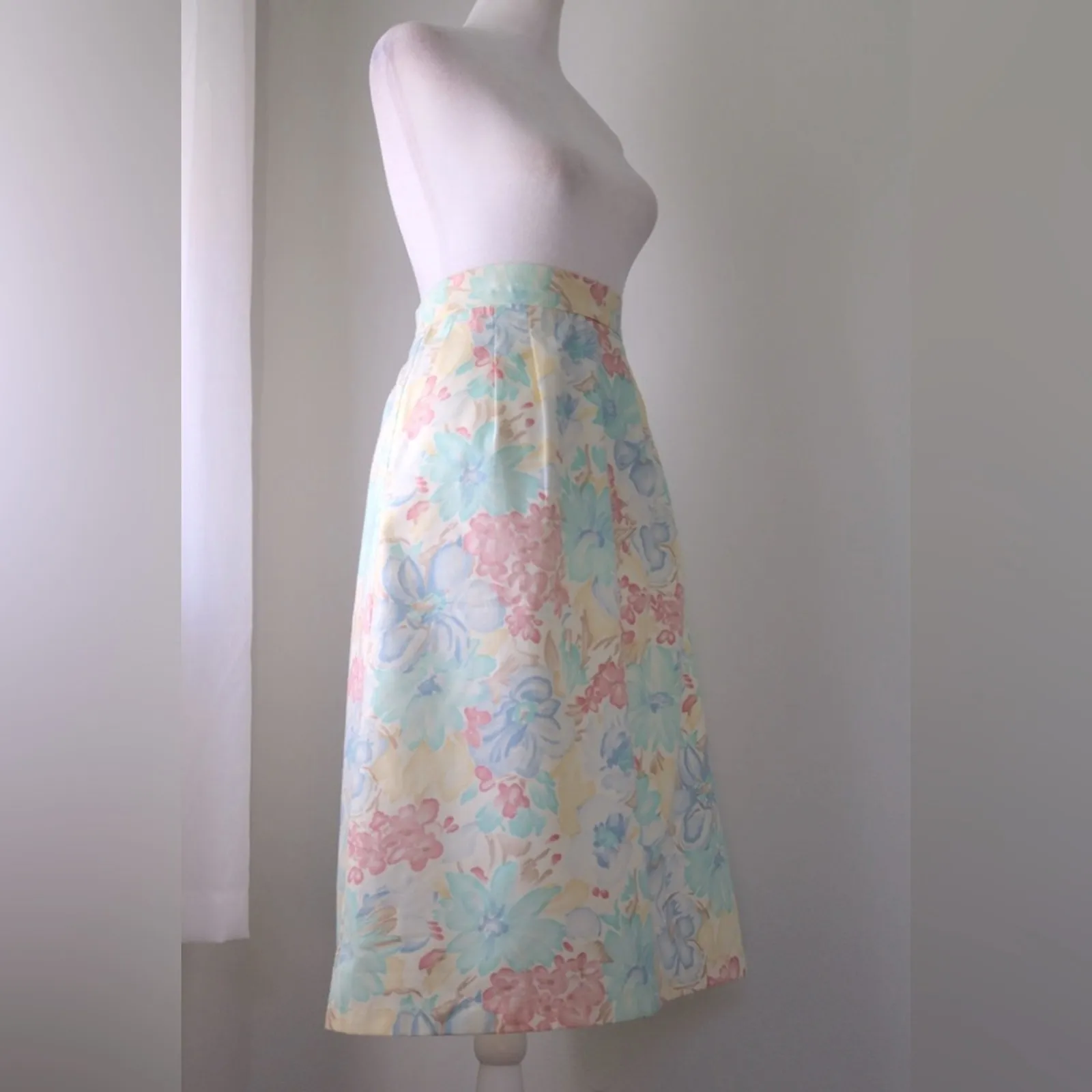 Vintage ‘70s Sears Skirts That Fit Pastel Floral Print A - Image 4