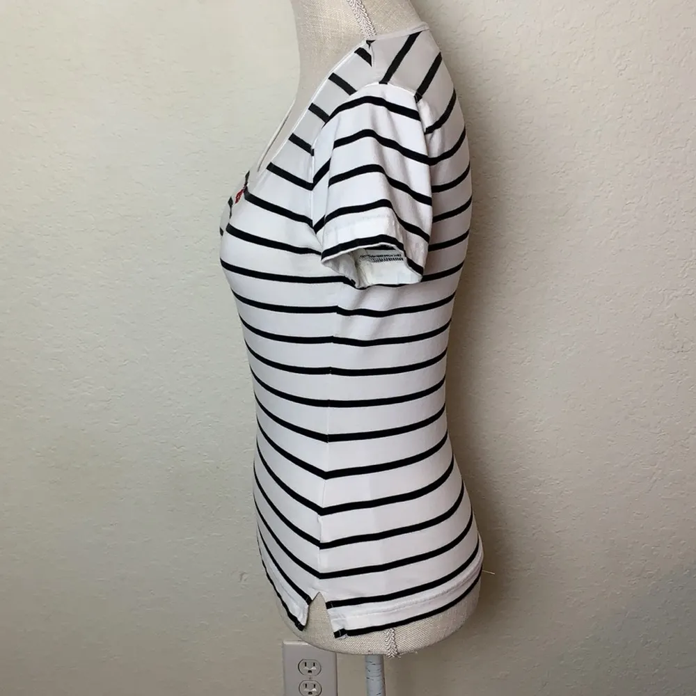 ANTIGUA Tampa Bay Buccaneers Striped Tee - Image 7