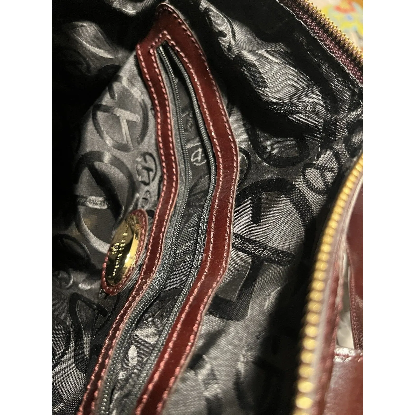 Francesco Biasia Burgundy Patent Leather Top Handle Satchel Double Handle Purse - Image 5