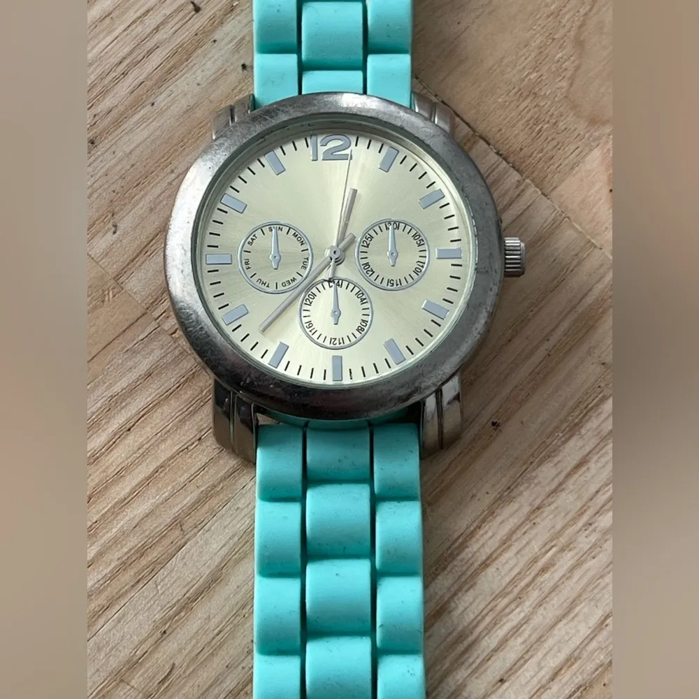 Fashion Watch FMD Brand Green - Image 2