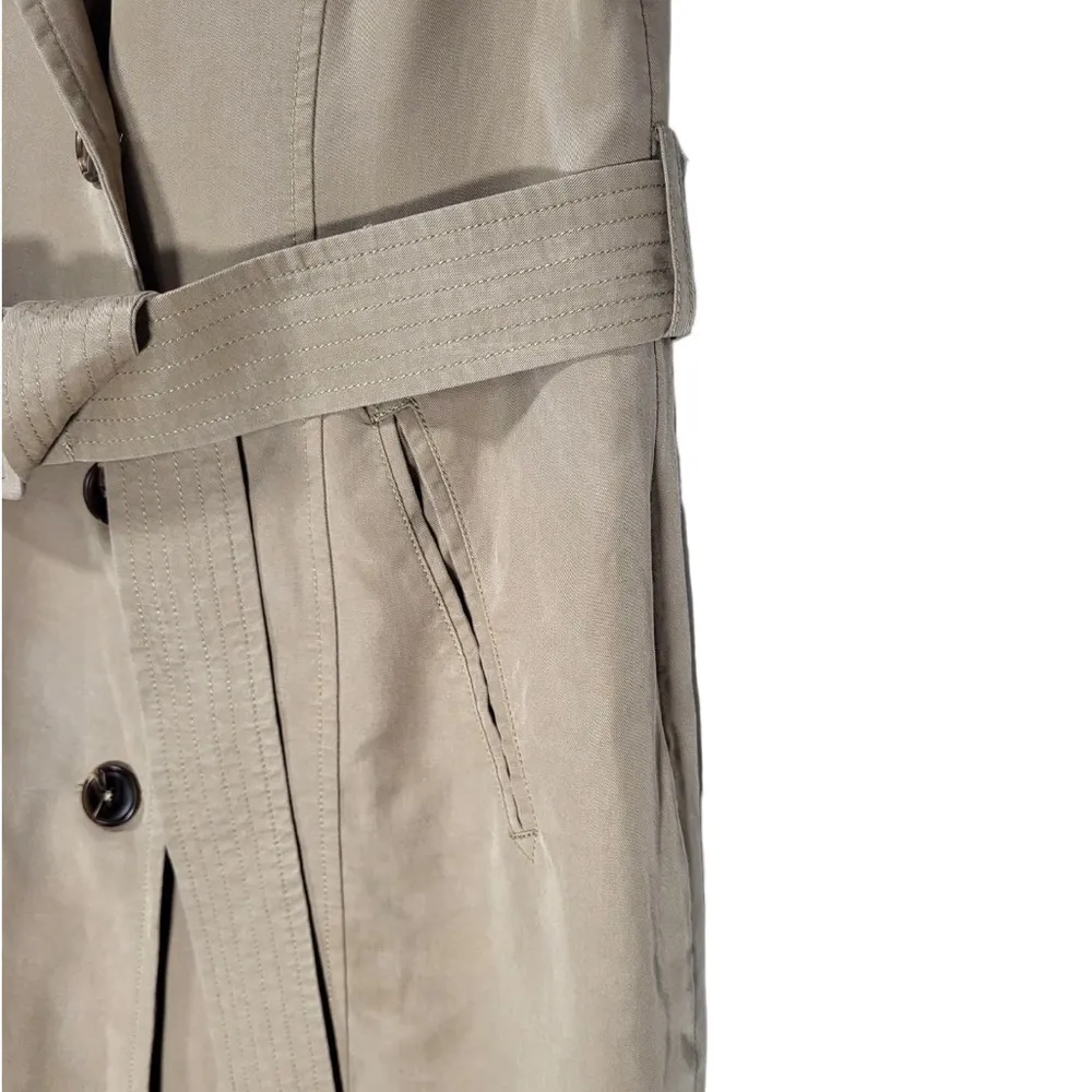 SAYLOR Briella Sleeveless Belted Button Up Trench Mini Dress in Khaki Tan - Image 11