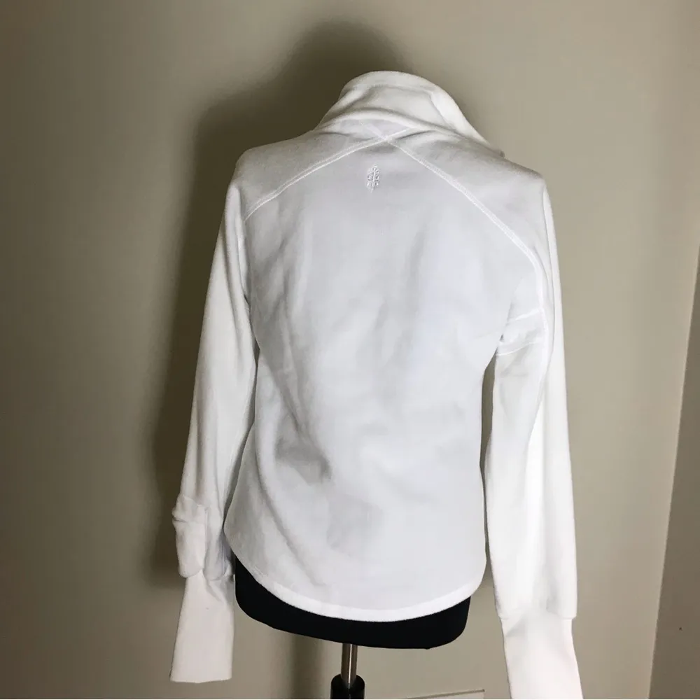 Free People Movement White Fleece Size L - Image 5