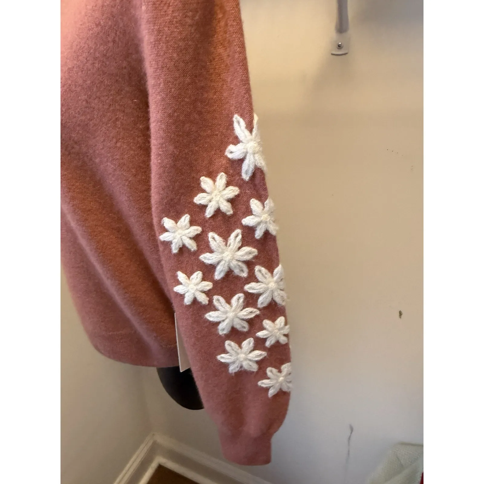 JOIE 100% Cashmere Women’s Sweater NWT - Image 2