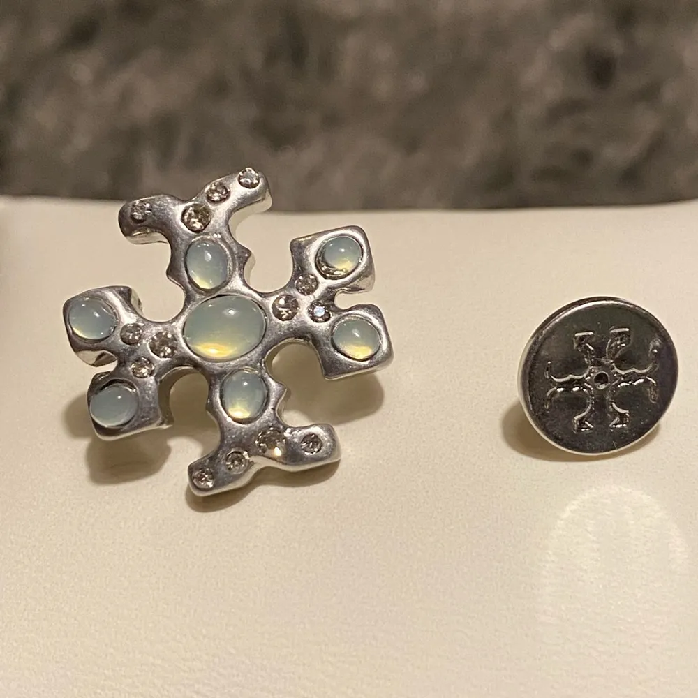 Tory Burch Roxanne Jeweled Stud earrings. New. Faceted crystals & cabochon - Image 3