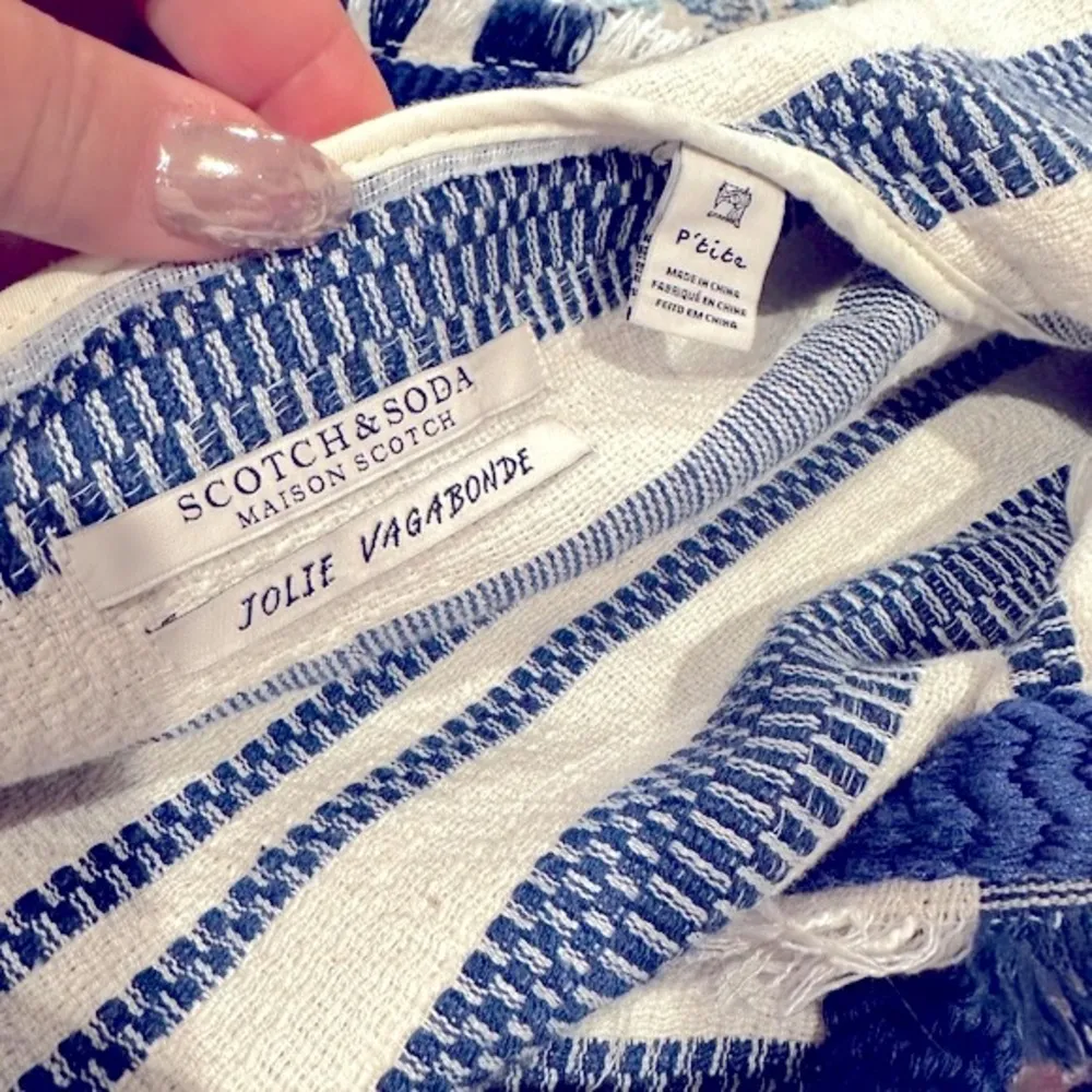 SCOTCH SODA MAISON JOLIE VAGABONDE STRIPED BLUE WHITE HOODED FRINGE SLEEVE TOP - Image 3