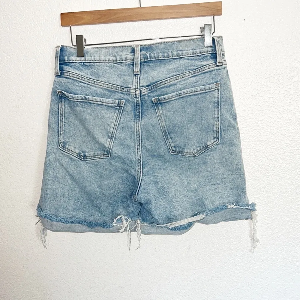 Old Navy Ski Hi Extra High Rise Button Fly Light Wash Distressed Cuffed Shorts - Image 5