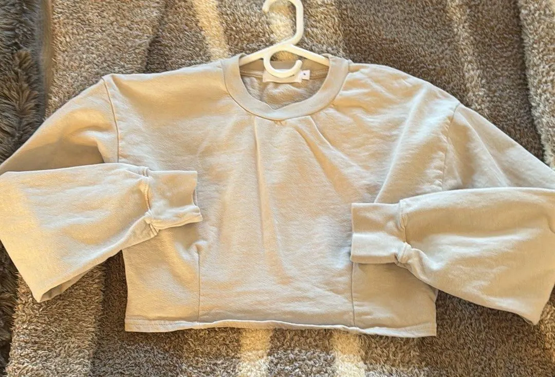 Cropped Dart Light Weight Crewneck Long Sleeve - Image 3