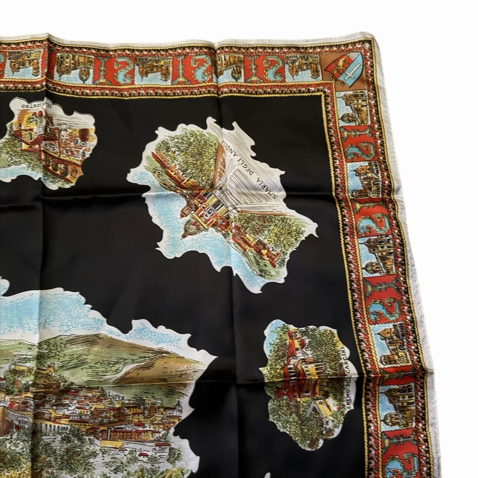 VTG Assisi Italy Souvenir Scarf 26x26" Square Black Tourist Map Landmark Print - Image 6