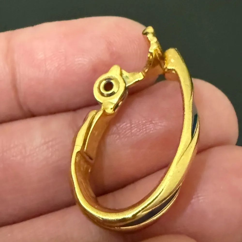 Vintage MONET Gold - Image 11