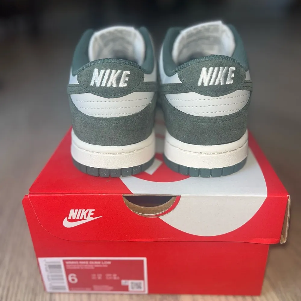 Nike  dunks - Image 4