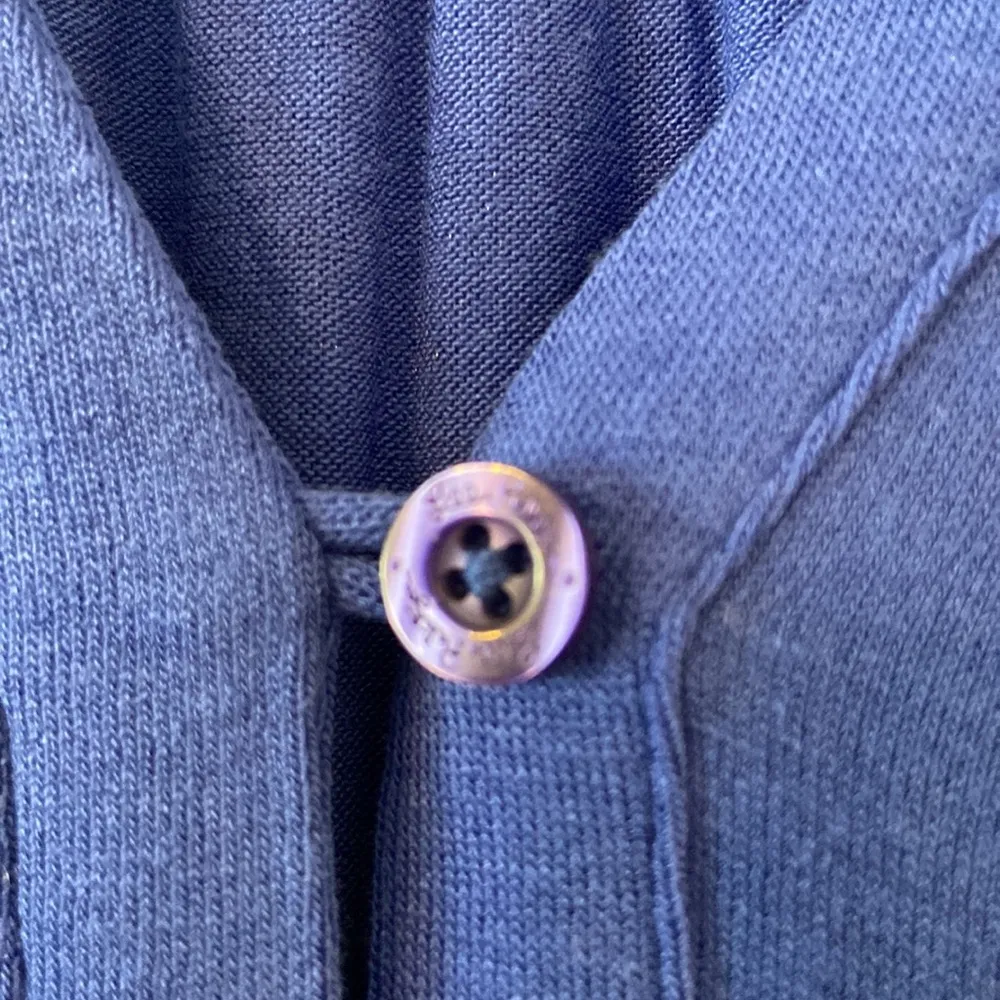 Lilly Pulitzer Shirt long sleeves size M color blue lengths 27” bust 36/38” - Image 5
