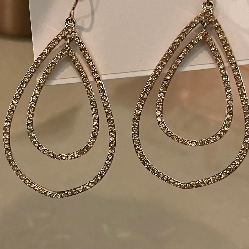 Vera Bradley Earrings - Image 3