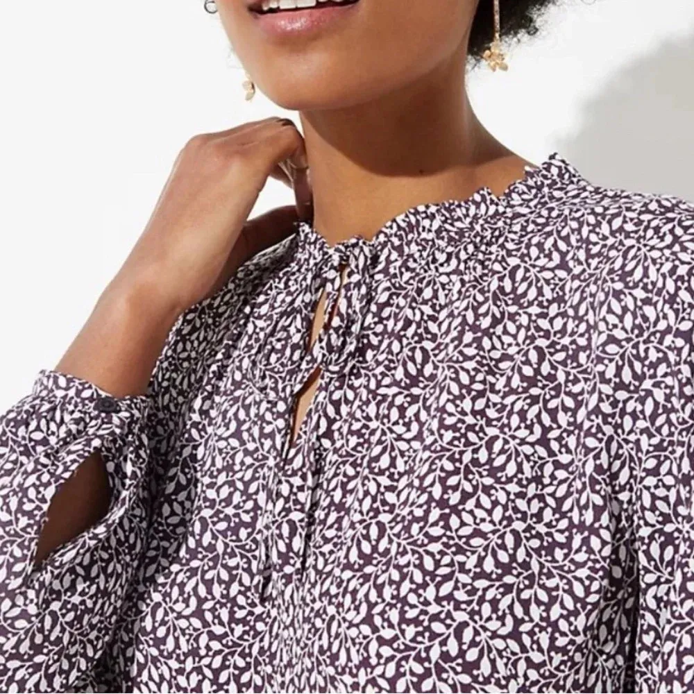 LOFT | Vine Tie Neck Flare Dress Long Sleeve Size 8 - Image 3