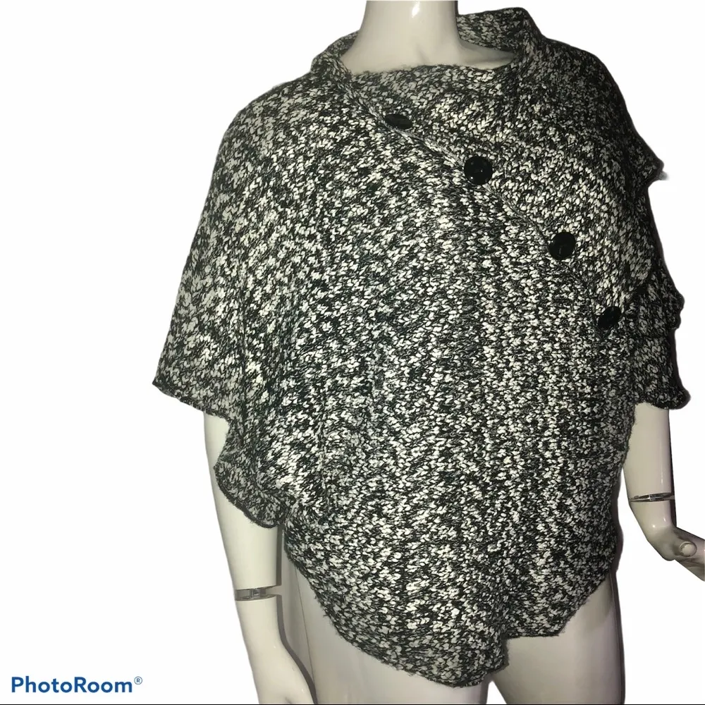 Papillon short dolman sleeve sweater - Image 3