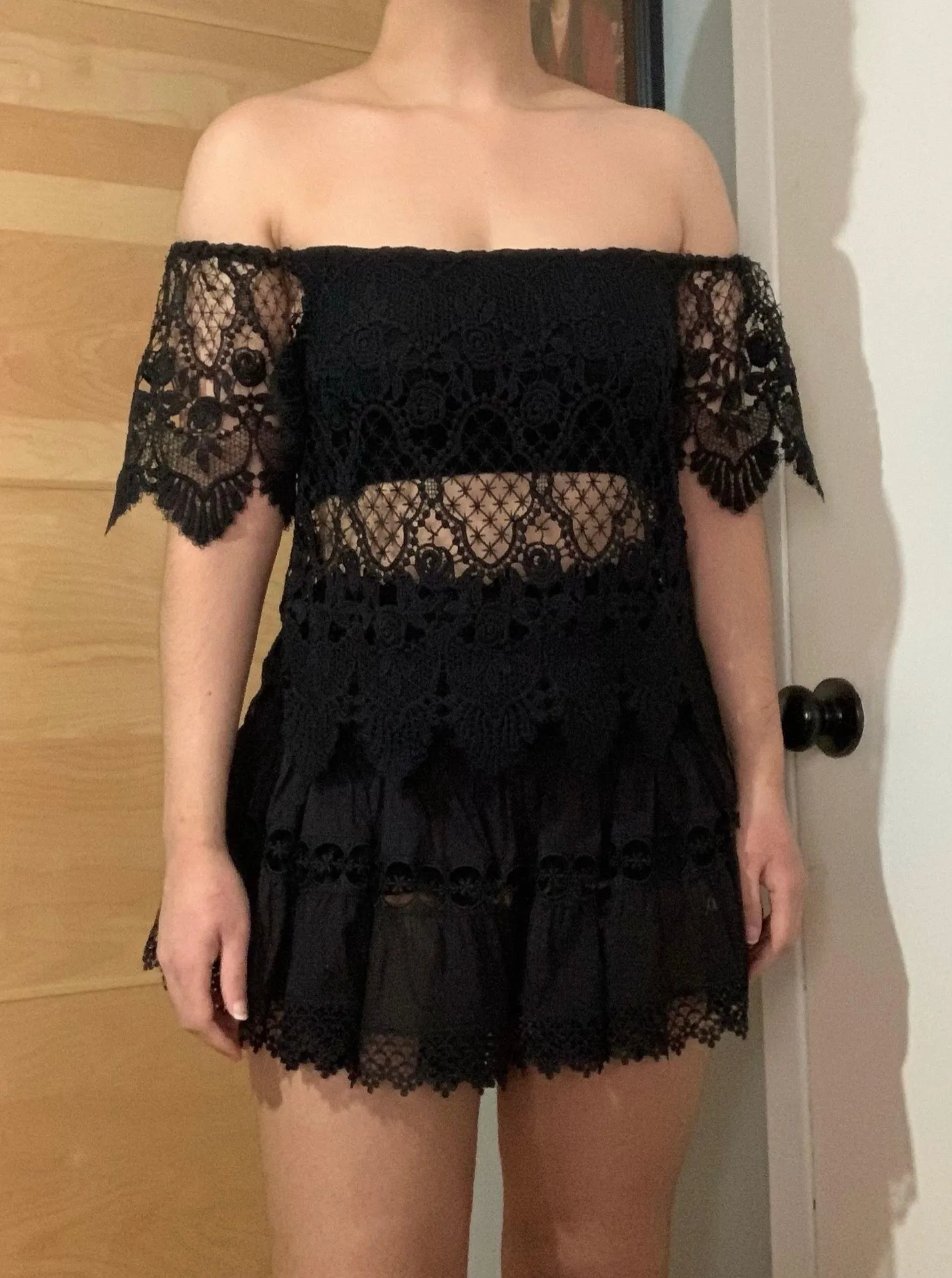 Crochet Scalloped Lace Off the Shoulder Top - Image 2