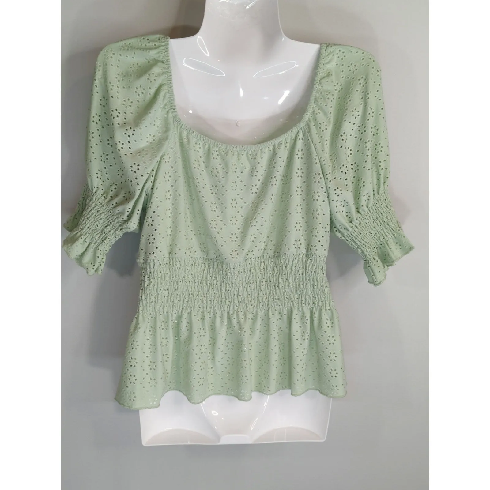 Urban Romantics Green Peplum Babydoll Top Womens M Boho Eyelet Smocked Blouse - Image 3