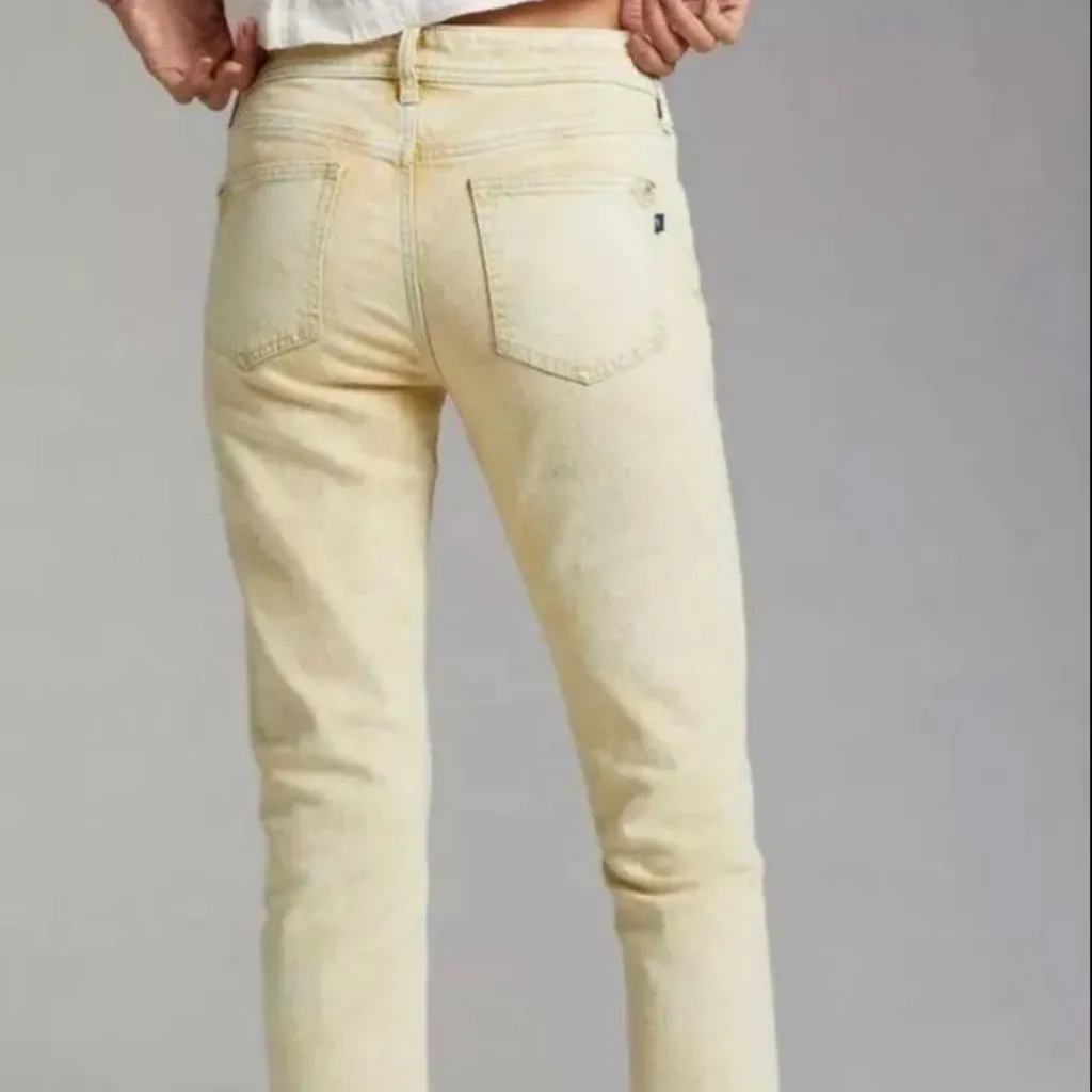 Anthropologie Pilcro the slim boyfriend jeans size 27 Yellow - Image 2