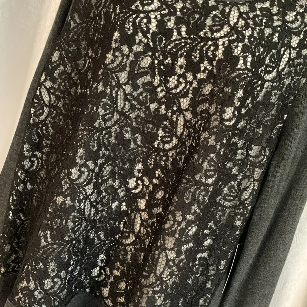 SIMPLY VERA by Vera Wang Lace front Sweater. Sz: 2X - Image 3